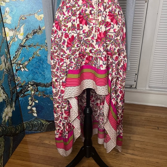 BTFBM size M, hi Lo, red and green flowered patterned skirt. - Picture 8 of 11